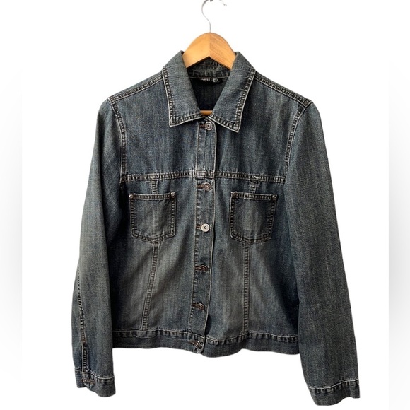 Contrast Jean Jacket. Lightweight Jean Jacket. Soft Comfy Denim Coastal. LARGE - Picture 12 of 12